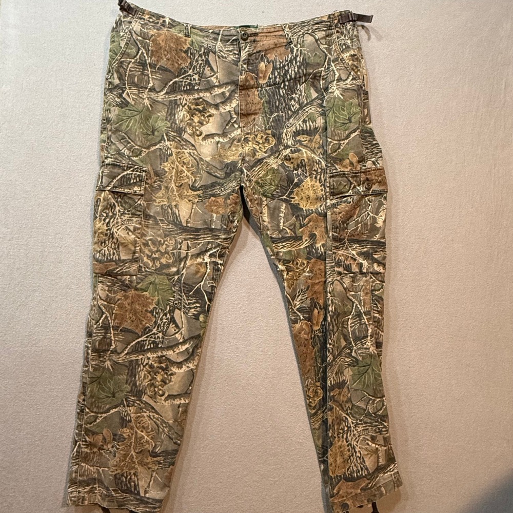 Cabela's Camo Cargo Realtree Outdoor Gear Hunting Pants Men Size 42‎ Reg